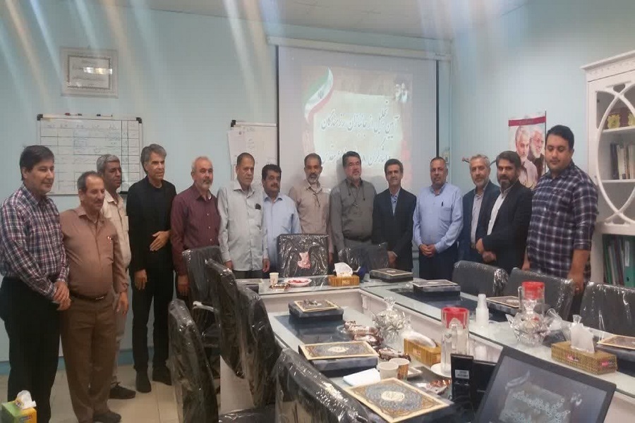 تجلیل از رزمندگان و ایثارگران در دانشگاه علوم پزشکی اهواز تجلیل از رزمندگان و ایثارگران در دانشگاه علوم پزشکی اهواز