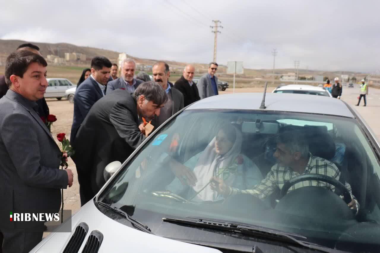 استقبال استاندار خراسان شمالی، از مسافران نوروزی استقبال استاندار خراسان شمالی، از مسافران نوروزی