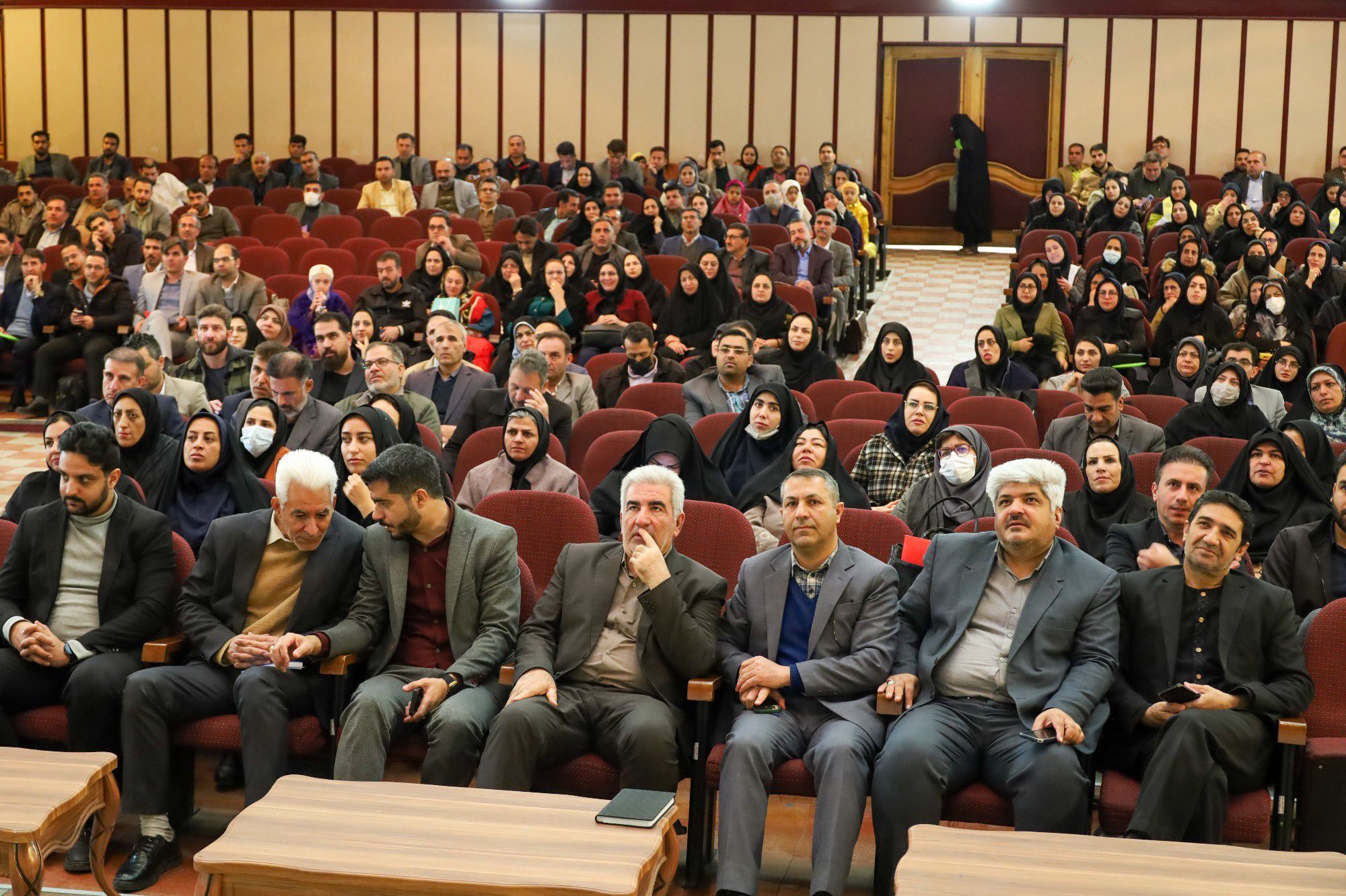 گردهمایی مراکز رشد و کانون یاریگران زندگی مدارس فارس در شیراز