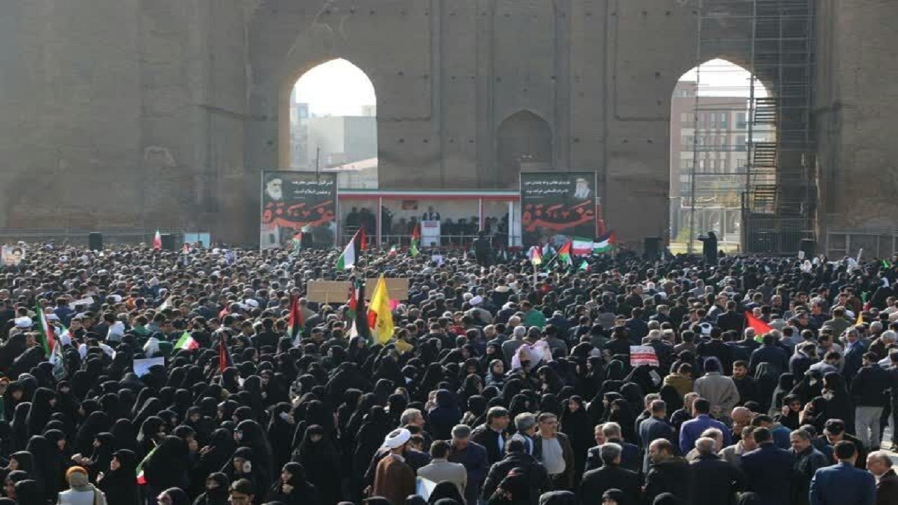 برگزاری راهپیمایی جشن پیروزی در آذربایجان شرقی