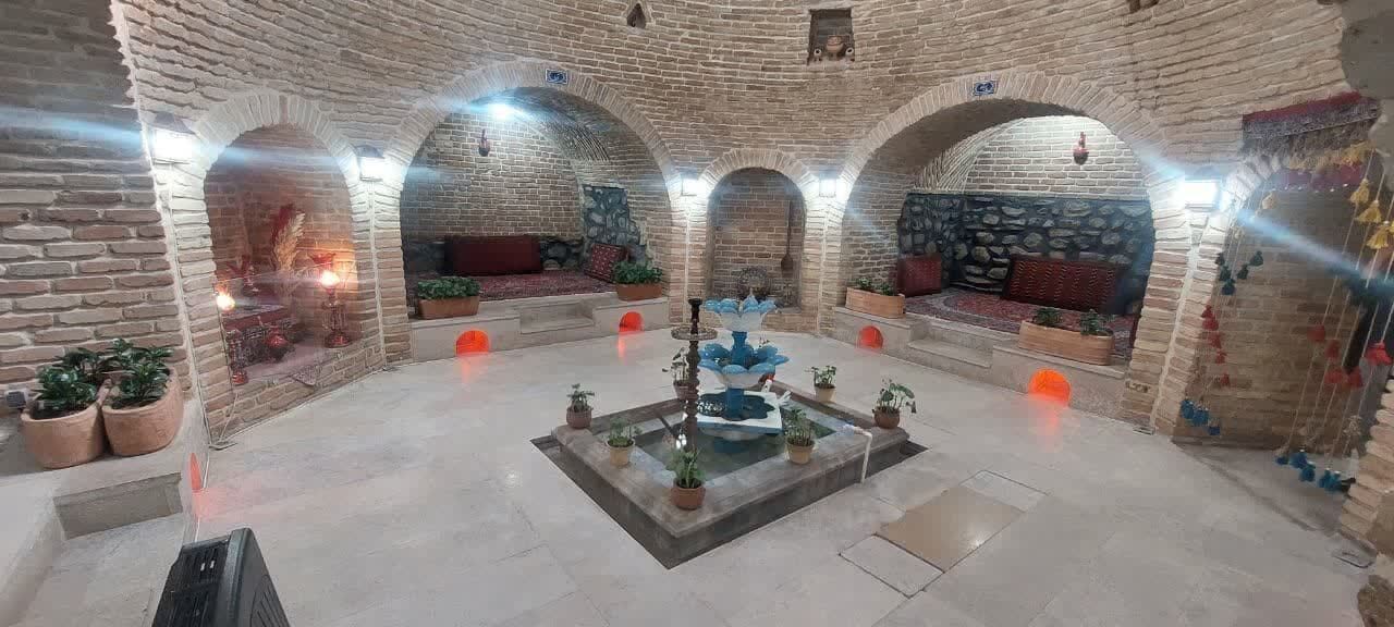 حمام تاریخی سرابی تویسرکان، سفره خانه شد حمام تاریخی سرابی تویسرکان، سفره خانه شد