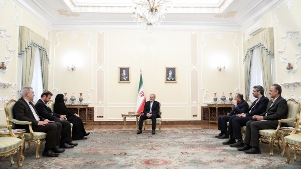 شناساندن ظرفیتهای ایران به جهان، از وظایف نمایندگان و سفرای کشورمان در مجامع بین المللی شناساندن ظرفیتهای ایران به جهان، از وظایف نمایندگان و سفرای کشورمان در مجامع بین المللی