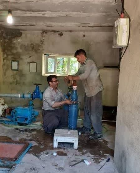 تعویض الکترو پمپ چاه آب روستای ییوران سفلی شهرستان سردشت تعویض الکترو پمپ چاه آب روستای ییوران سفلی شهرستان سردشت