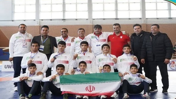 قهرمانی تیم کشتی آزاد دانش آموزی ایران در مسابقات المپیک دانش آموزی ۲۰۲۵ صربستان