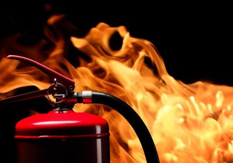 مهار آتش سوزی خانه‌ای در رشت