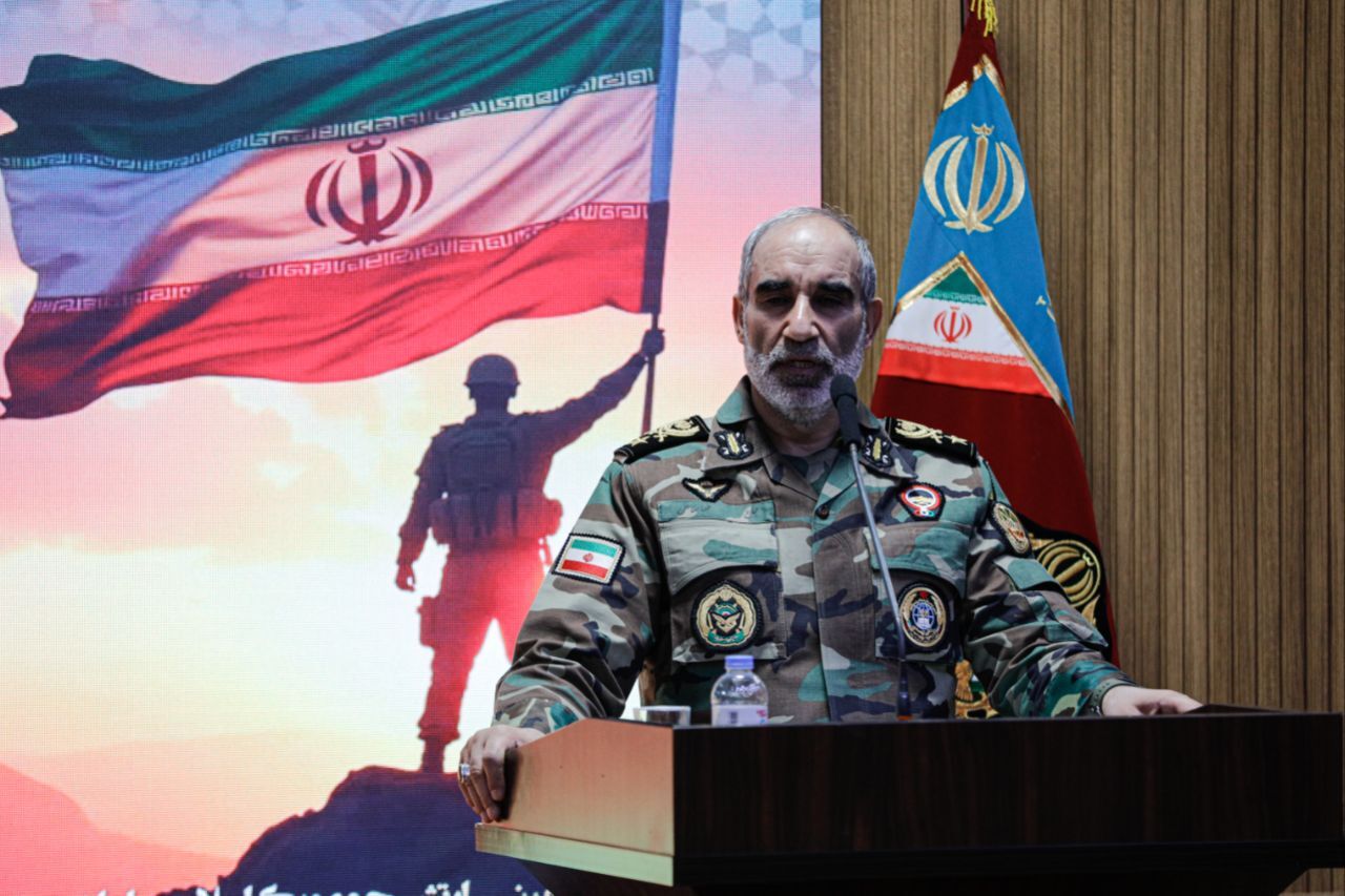 قدرتمندانه از ایران دفاع میکنیم قدرتمندانه از ایران دفاع میکنیم