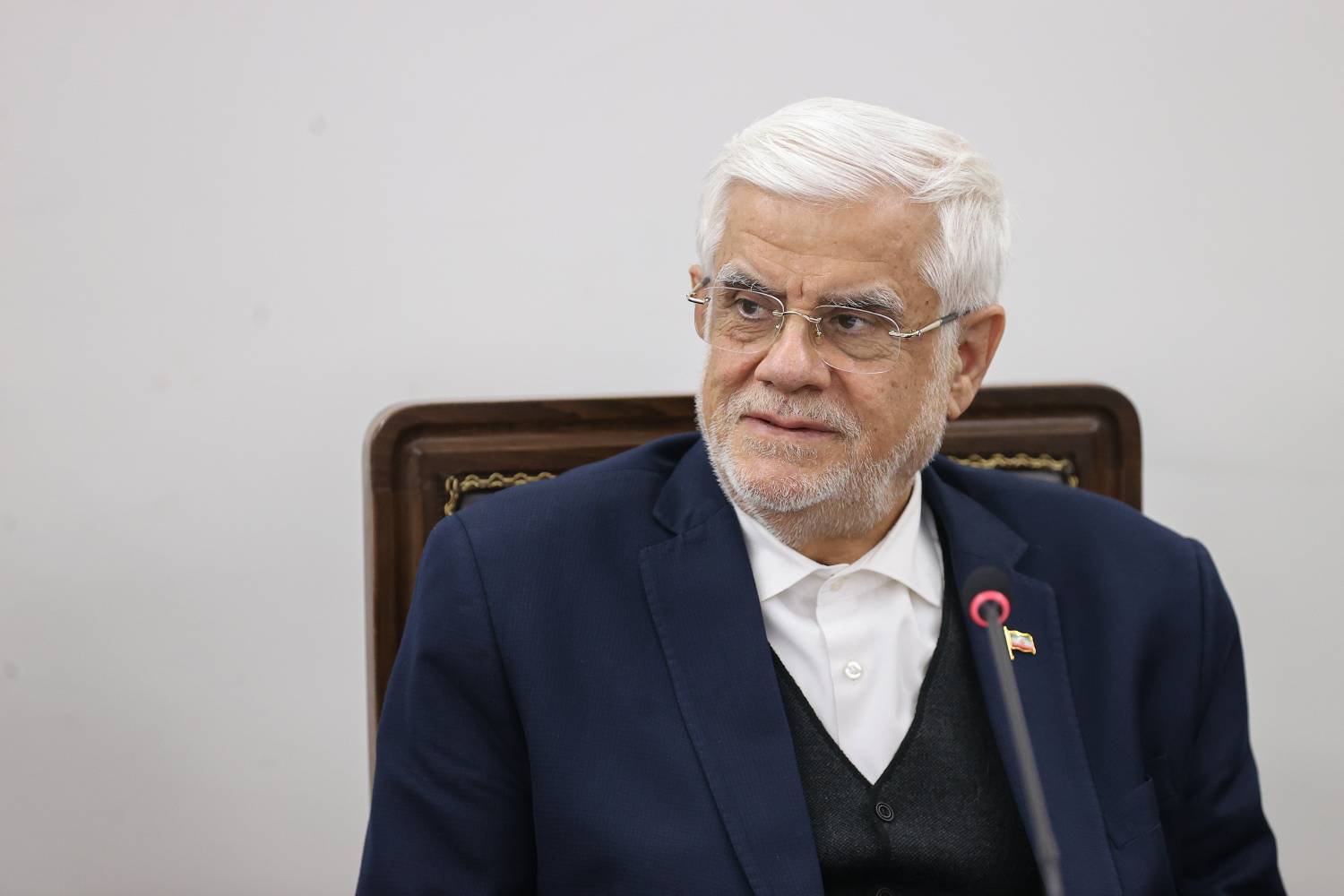 دولت هر کجا لازم باشد از اقتدار خود استفاده می‌کند