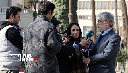 پرسش و پاسخ در حیاط دولت