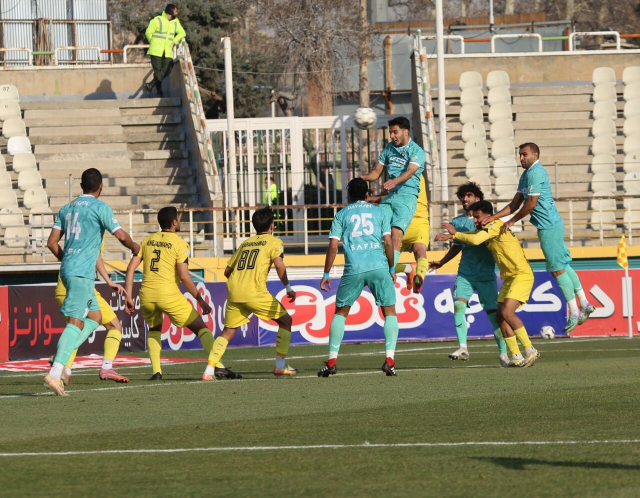 هفته ۱۸ لیگ برتر فوتبال؛ برتری خارج از خانه شمس آذر برابر پیکان