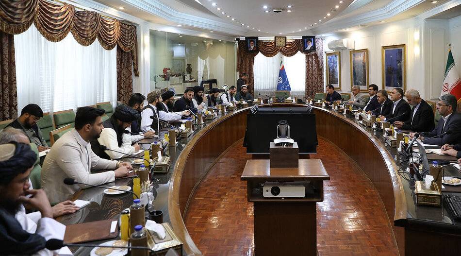 تأکید تهران و کابل بر گسترش همکاری‌ها ﺩﺭ ﺯﻣﯿﻨﻪ ﻧﻔﺖ ﻭ ﮔﺎﺯ