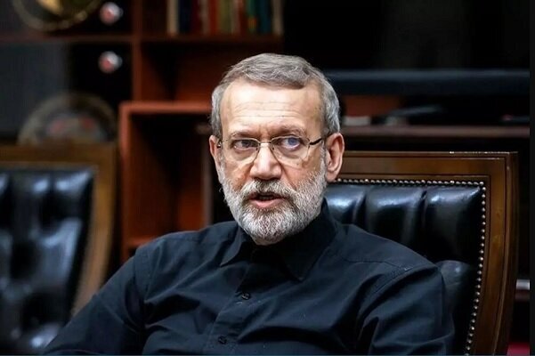 اعتماد به مردم پایه مهم انقلاب بود