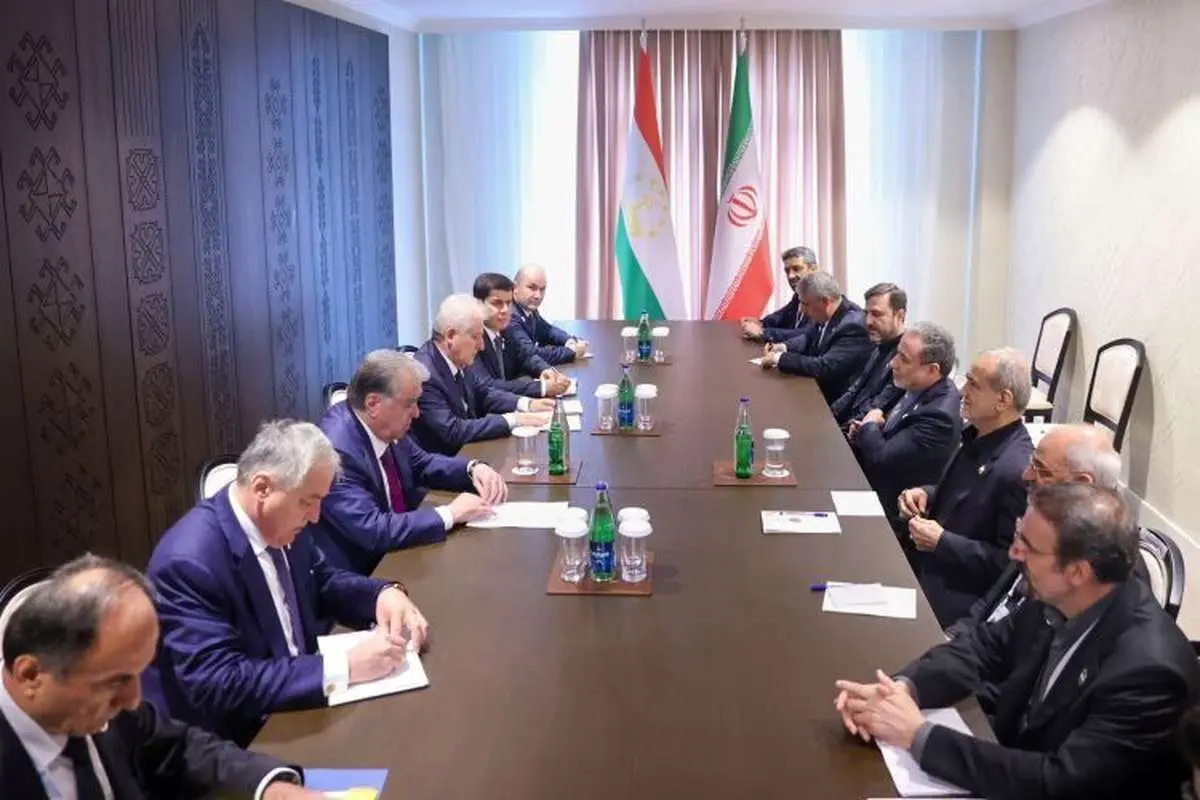دیدار پزشکیان با رئیس جمهور تاجیکستان