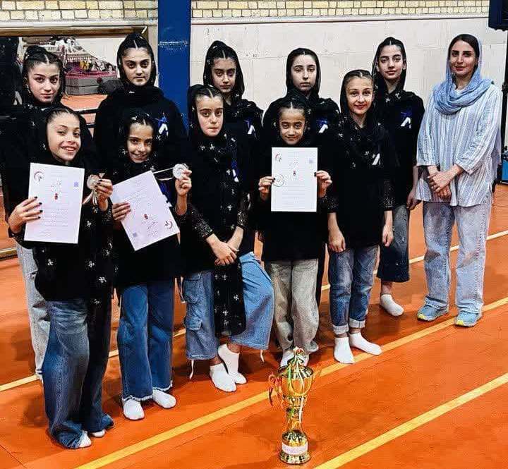کسب نایب قهرمانی دختران نونهال ژیمناست کار اشنویه‌ای در مسابقات قهرمانی کشوری