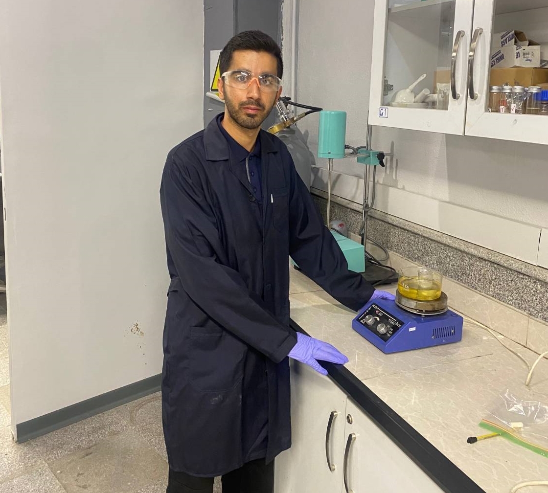 ساخت سیال طبیعی برای افزایش برداشت نفت از مخازن با شوری و دمای بالای کشور ساخت سیال طبیعی برای افزایش برداشت نفت از مخازن با شوری و دمای بالای کشور