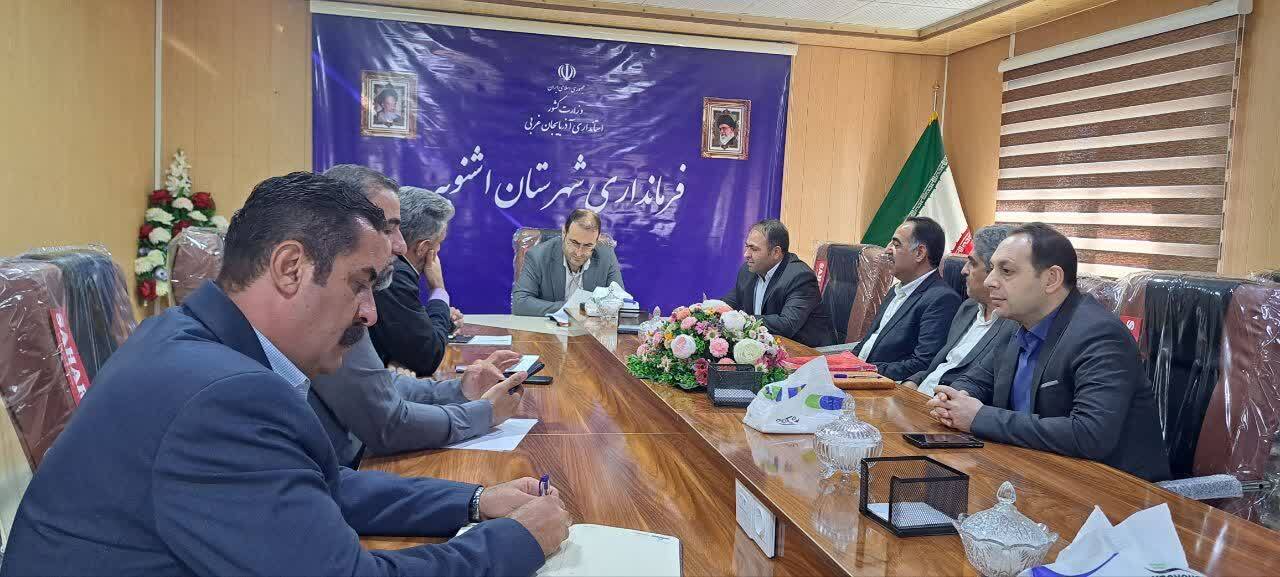 حمایت از سرمایه گذاران جهت توسعه شهرستان اولویت اساسی است