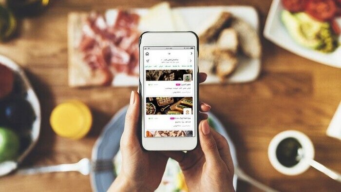 خرید آنلاین با گوشی خرید آنلاین؛ نگاهی به هزینههای پنهان یک راحتی مدرن