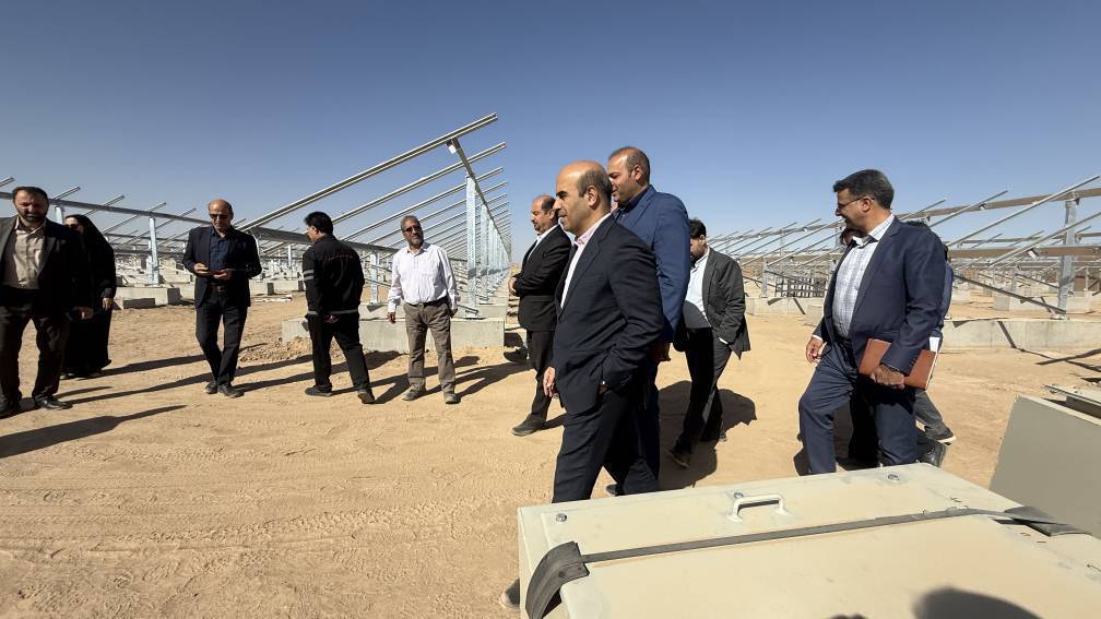 بهره برداری از قطعه نخست نیروگاه خورشیدی ۱۸ مگاواتی سلفچگان قم