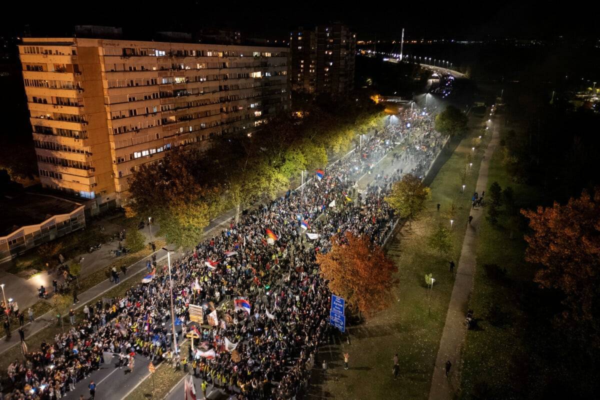 تظاهرات مخالفان رئیس جمهور صربستان