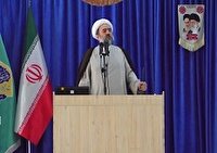 در مقابل دو قطبی سازی‌های کاذب هوشیار باشیم