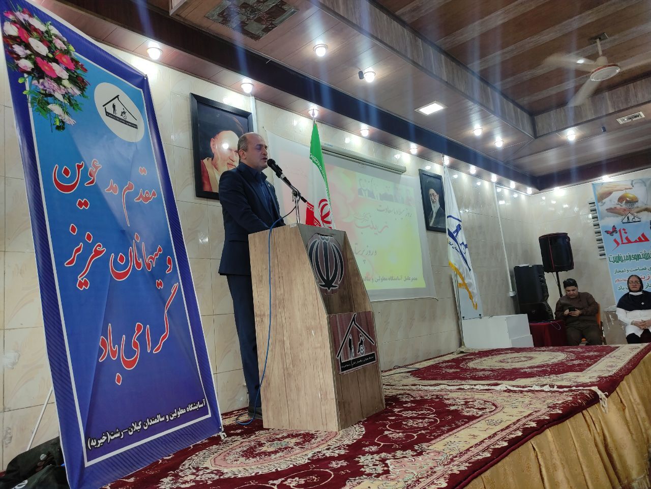 تجلیل از پرستاران نمونه آسایشگاه معلولان و سالمندان رشت تجلیل از پرستاران نمونه آسایشگاه معلولان و سالمندان رشت