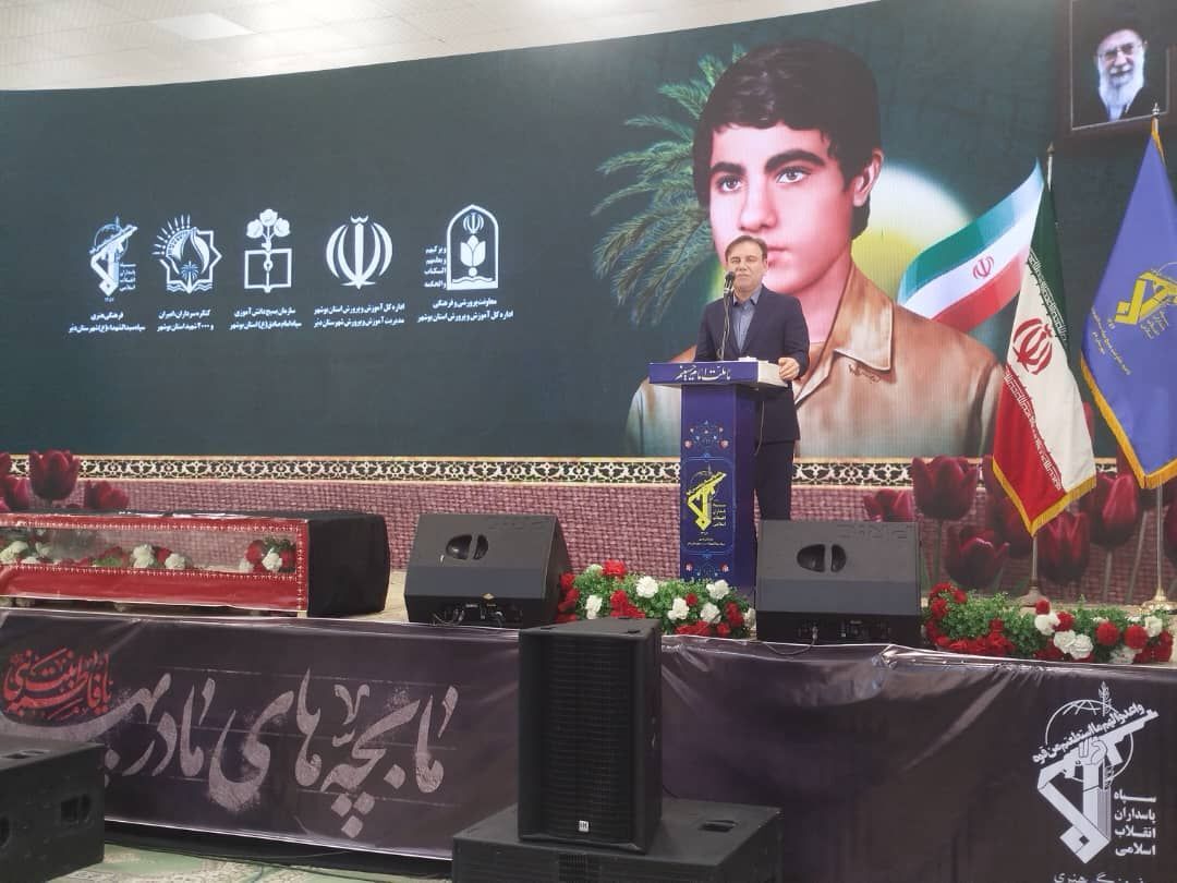 شهدا در دامان مادران پیرو حضرت زهرا (س) تربیت شدند