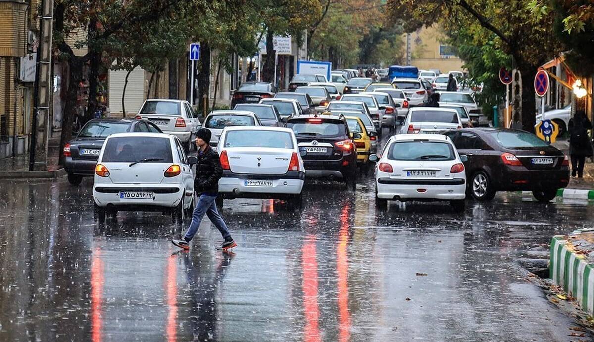 ترافیک سنگین در مشهد همزمان با نخستین بارش پاییزی