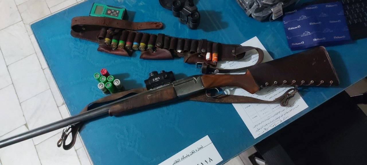 دستگیری شکارچی متخلف در فریمان دستگیری شکارچی متخلف در فریمان