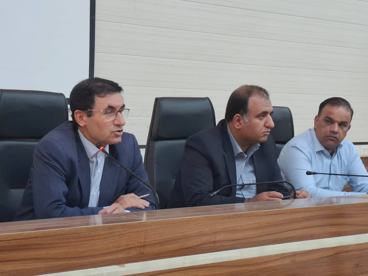 آماده باش ستاد بحران منوجان در پی هشدار هواشناسی آماده باش ستاد بحران منوجان در پی هشدار هواشناسی