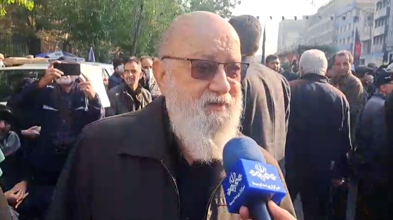 چمران: باید به راه نورانی شهدا وصل شویم چمران: باید به راه نورانی شهدا وصل شویم