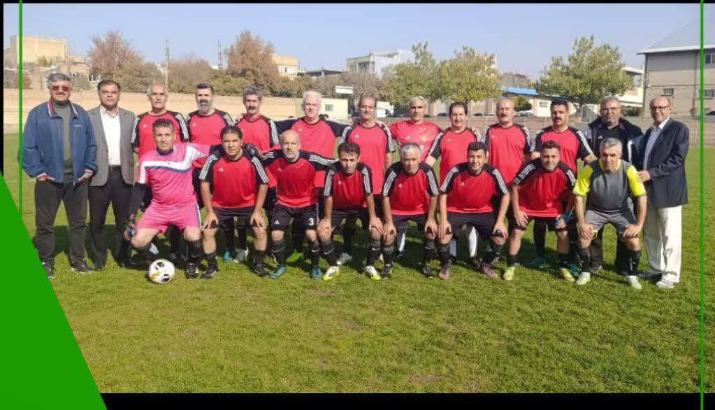 دیدار دوستانه پیشکسوتان فوتبال بوکان و تکاب دیدار دوستانه پیشکسوتان فوتبال بوکان و تکاب