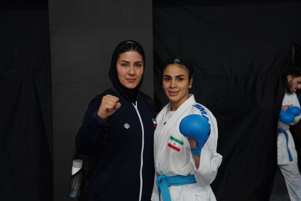 بهمنیار به مرحله یک چهارم نهایی رسید بهمنیار به مرحله یک چهارم نهایی رسید