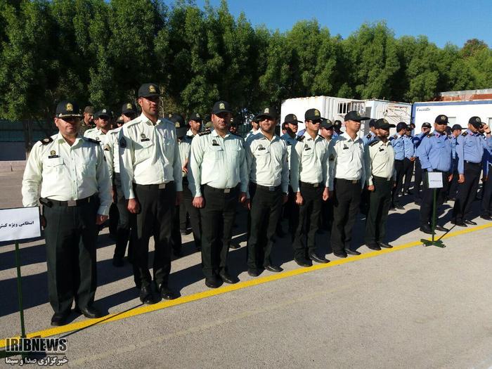 همایش بسیجیان در كيش  - عكس : مهرداد اسلامي